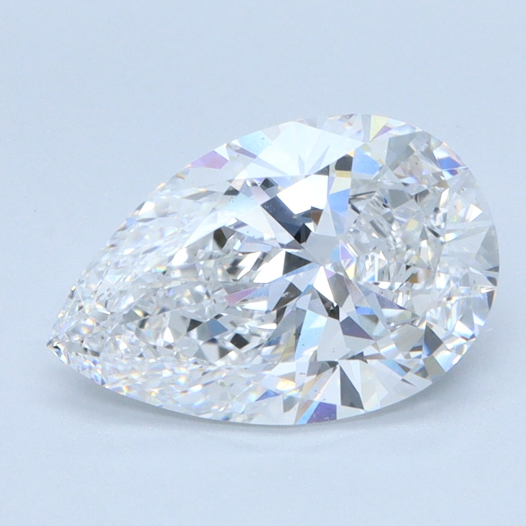 Loose Diamond - PEAR 2.17ct D VS2: Loose Diamond - PEAR 2.17ct D VS2 Source: This is a real non-mined Diamond that has been grown in a lab Shape: PEAR Carats: 2.17 Color: D Clarity: VS2 Certification: IGI Condition: Pre-Owned PLEASE NO