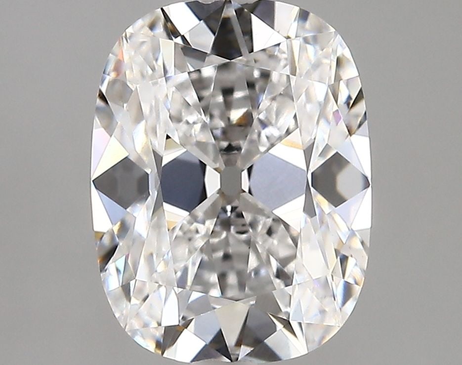 Loose Diamond - CUSHION MODIFIED 3.24ct D VVS2: Loose Diamond - CUSHION MODIFIED 3.24ct D VVS2 Source: This is a real non-mined Diamond that has been grown in a lab Shape: CUSHION MODIFIED Carats: 3.24 Color: D Clarity: VVS2 Certification: IGI Vide