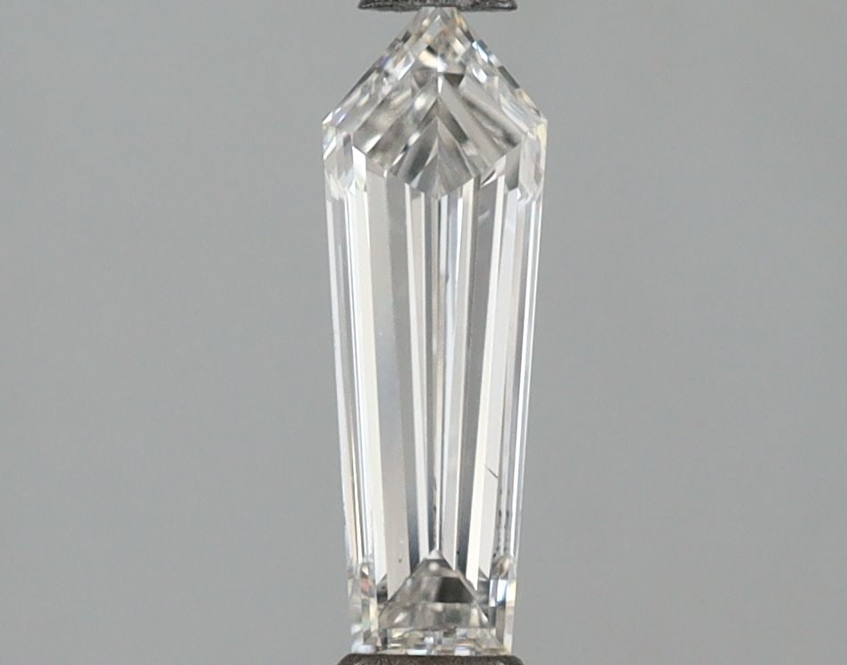 Loose Diamond - KITE 0.71ct G VS2: Loose Diamond - KITE 0.71ct G VS2 Source: This is a real non-mined Diamond that has been grown in a lab Shape: KITE Carats: 0.71 Color: G Clarity: VS2 Certification: NONE Video: