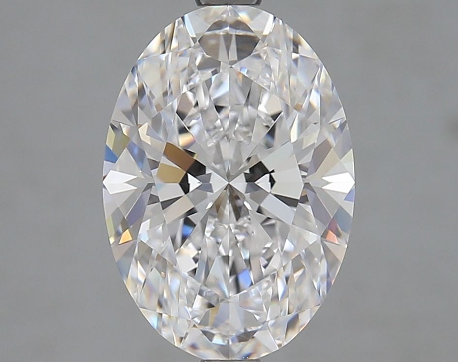 Loose Diamond - OVAL 3.51ct D VVS2: Loose Diamond - OVAL 3.51ct D VVS2 Source: This is a real non-mined Diamond that has been grown in a lab Shape: OVAL Carats: 3.51 Color: D Clarity: VVS2 Certification: IGI Video: