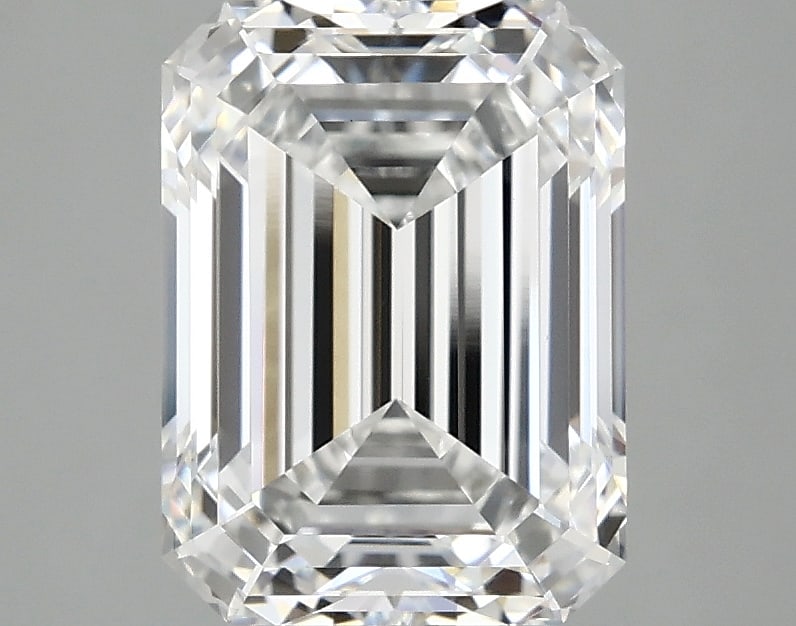 Loose Diamond - EMERALD 2.99ct E VVS2: Loose Diamond - EMERALD 2.99ct E VVS2 Source: This is a real non-mined Diamond that has been grown in a lab Shape: EMERALD Carats: 2.99 Color: E Clarity: VVS2 Certification: IGI Condition: Pre-Owned P