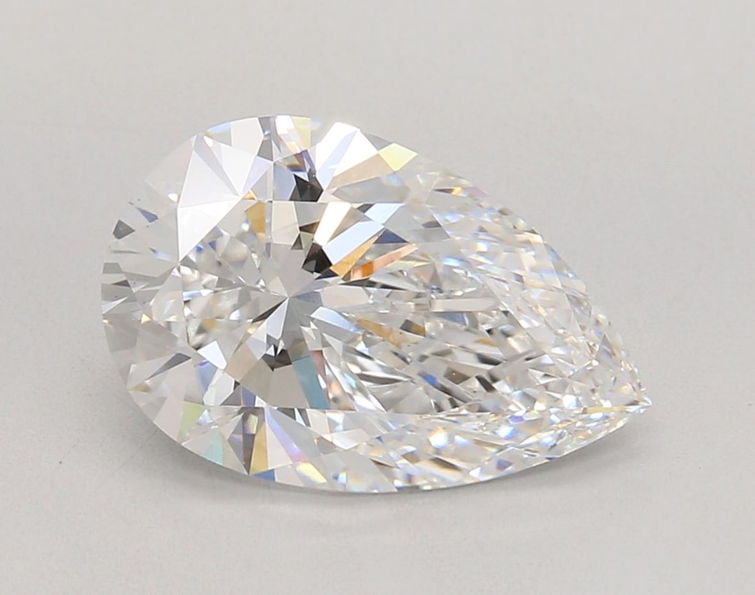 Loose Diamond - PEAR 4.02ct D VS1: Loose Diamond - PEAR 4.02ct D VS1 Source: This is a real non-mined Diamond that has been grown in a lab Shape: PEAR Carats: 4.02 Color: D Clarity: VS1 Certification: IGI Video: