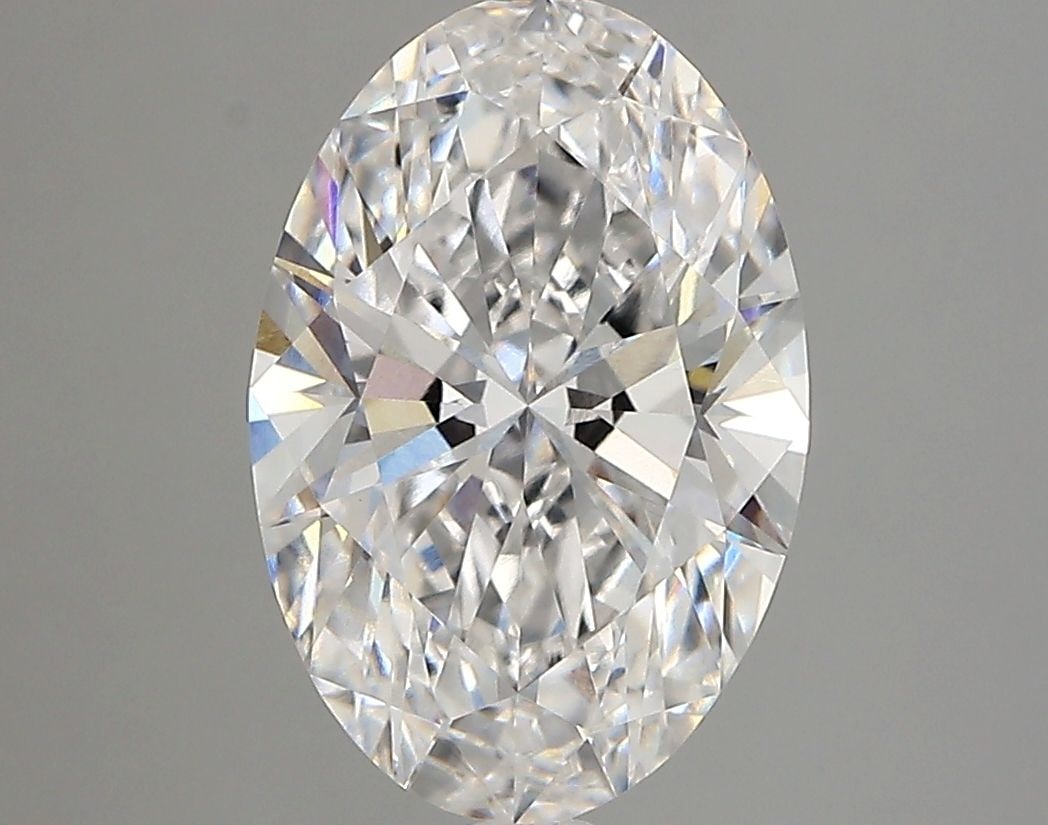 Loose Diamond - OVAL 3.0ct D VVS2: Loose Diamond - OVAL 3.0ct D VVS2 Source: This is a real non-mined Diamond that has been grown in a lab Shape: OVAL Carats: 3.0 Color: D Clarity: VVS2 Certification: IGI Video: