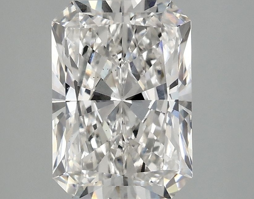 Loose Diamond - RADIANT 2.59ct F VS2: Loose Diamond - RADIANT 2.59ct F VS2 Source: This is a real non-mined Diamond that has been grown in a lab Shape: RADIANT Carats: 2.59 Color: F Clarity: VS2 Certification: IGI Video: