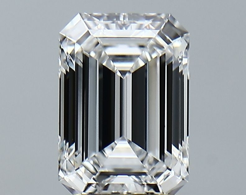 Loose Diamond - EMERALD 2.14ct E VVS1: Loose Diamond - EMERALD 2.14ct E VVS1 Source: This is a real non-mined Diamond that has been grown in a lab Shape: EMERALD Carats: 2.14 Color: E Clarity: VVS1 Certification: IGI Video:
