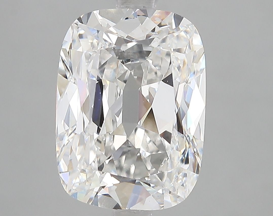 Loose Diamond - CUSHION MODIFIED 4.1ct E VS1: Loose Diamond - CUSHION MODIFIED 4.1ct E VS1 Source: This is a real non-mined Diamond that has been grown in a lab Shape: CUSHION MODIFIED Carats: 4.1 Color: E Clarity: VS1 Certification: IGI Video: