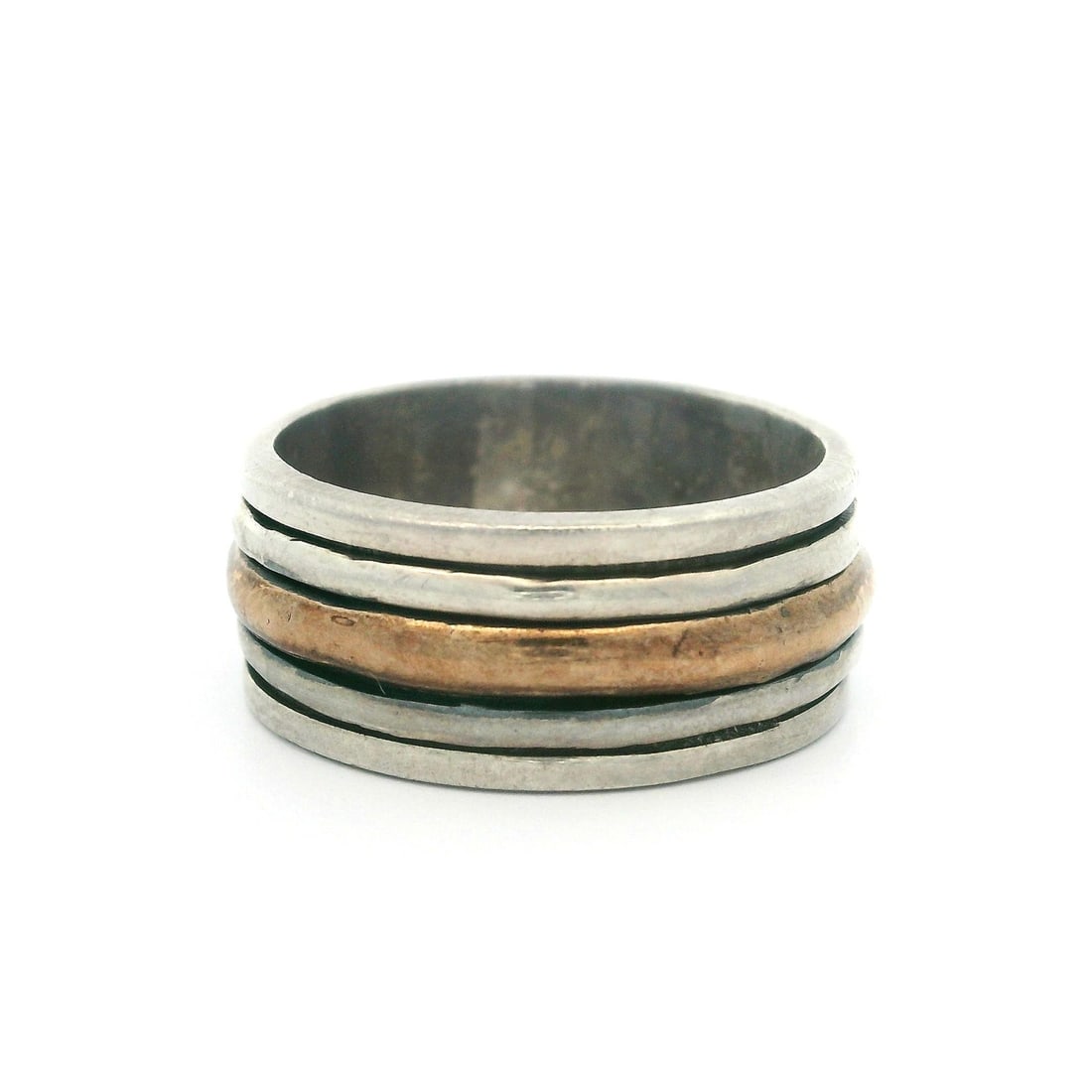 Vintage Sterling Silver Two Tone Spinner Band Size 8.5: Vintage Sterling Silver Two Tone Spinner Band Size 8.5 This vintage unisex band features a unique two-tone design crafted from high-quality sterling silver (.925). The ring is a spinner style, allowin