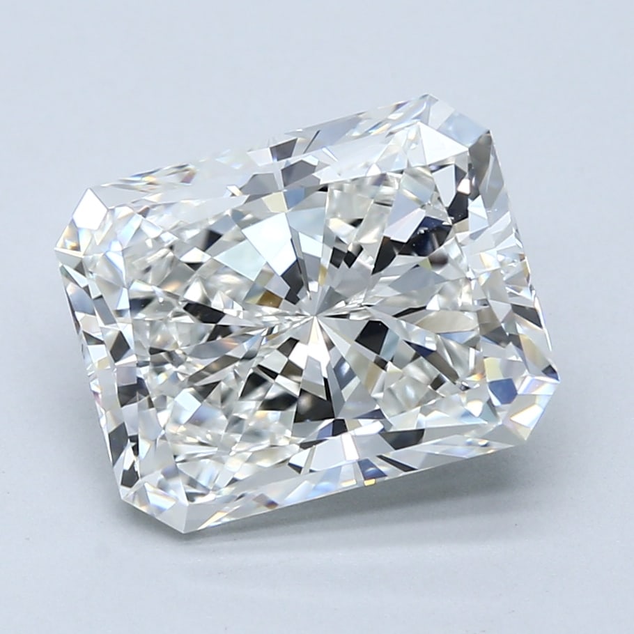 Loose Diamond - RADIANT 5.01ct G VS2: Loose Diamond - RADIANT 5.01ct G VS2 Source: Natural Mined Diamond Shape: RADIANT Carats: 5.01 Color: G Clarity: VS2 Certification: GIA Condition: Pre-Owned PLEASE NOTE: Framed, Large, or heavy items 