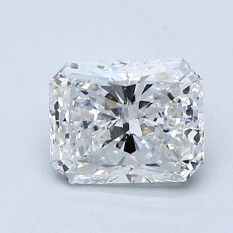 Loose Diamond - RADIANT 1.32ct E SI1: Loose Diamond - RADIANT 1.32ct E SI1 Source: Natural Mined Diamond Shape: RADIANT Carats: 1.32 Color: E Clarity: SI1 Certification: GIA Condition: Pre-Owned PLEASE NOTE: Framed, Large, or heavy items 