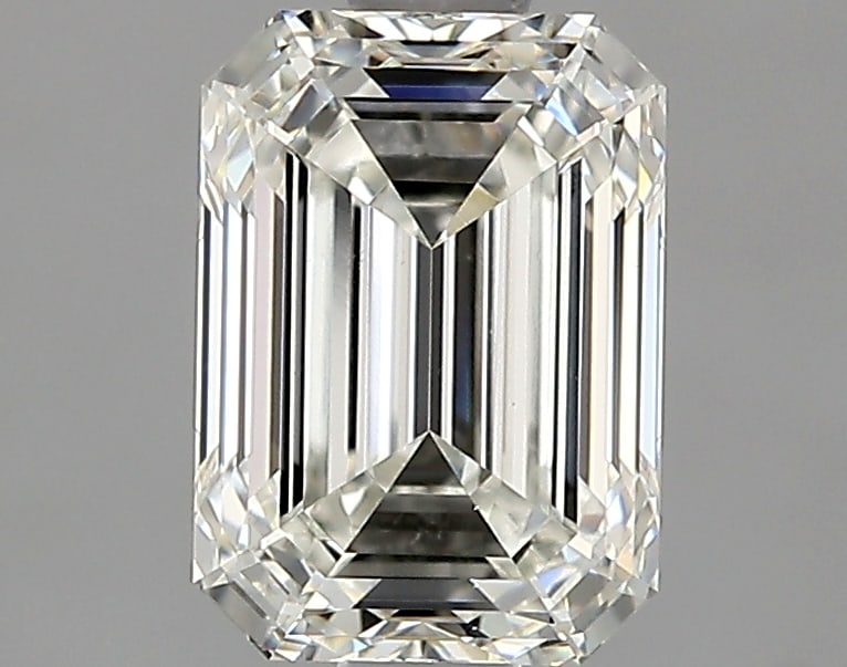 Loose Diamond - EMERALD 1.3ct I VS1: Loose Diamond - EMERALD 1.3ct I VS1 Source: Natural Mined Diamond Shape: EMERALD Carats: 1.3 Color: I Clarity: VS1 Certification: GIA Condition: Pre-Owned PLEASE NOTE: Framed, Large, or heavy items do