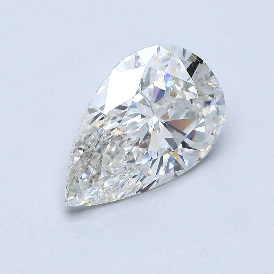 Loose Diamond - PEAR 2.72ct H SI2: Loose Diamond - PEAR 2.72ct H SI2 Source: Natural Mined Diamond Shape: PEAR Carats: 2.72 Color: H Clarity: SI2 Certification: GIA Condition: Pre-Owned PLEASE NOTE: Framed, Large, or heavy items do not