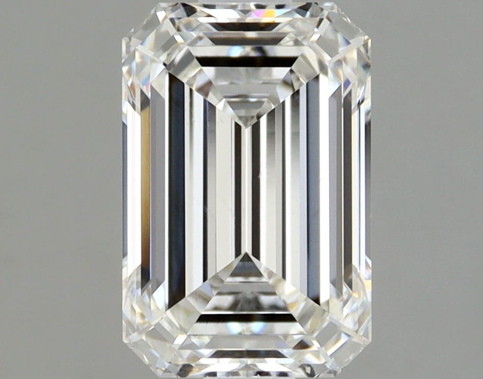 Loose Diamond - EMERALD 1.23ct G VS2: Loose Diamond - EMERALD 1.23ct G VS2 Source: Natural Mined Diamond Shape: EMERALD Carats: 1.23 Color: G Clarity: VS2 Certification: GIA Condition: Pre-Owned PLEASE NOTE: Framed, Large, or heavy items 