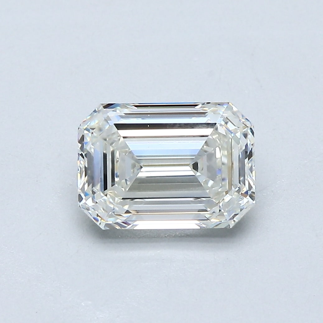 Loose Diamond - EMERALD 1.71ct I VS1: Loose Diamond - EMERALD 1.71ct I VS1 Source: Natural Mined Diamond Shape: EMERALD Carats: 1.71 Color: I Clarity: VS1 Certification: GIA Condition: Pre-Owned PLEASE NOTE: Framed, Large, or heavy items 