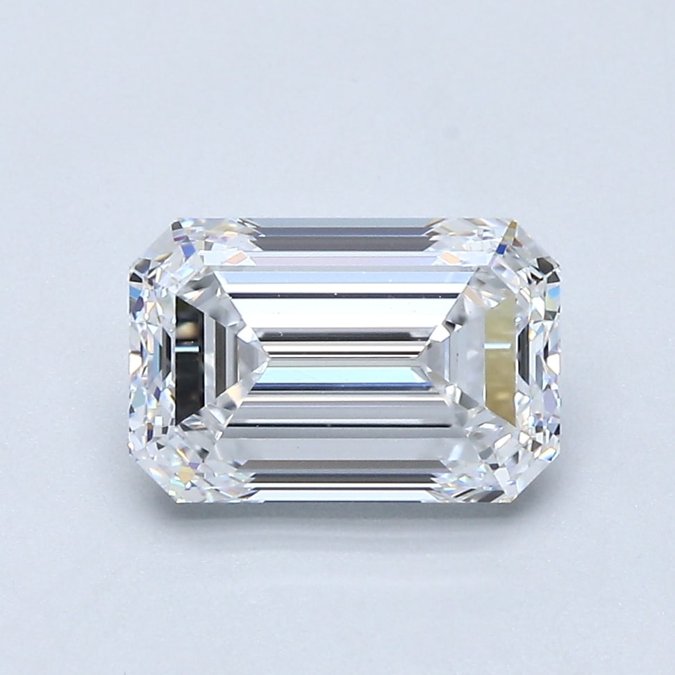 Loose Diamond - EMERALD 2.04ct D VS1: Loose Diamond - EMERALD 2.04ct D VS1 Source: Natural Mined Diamond Shape: EMERALD Carats: 2.04 Color: D Clarity: VS1 Certification: GIA Condition: Pre-Owned PLEASE NOTE: Framed, Large, or heavy items 