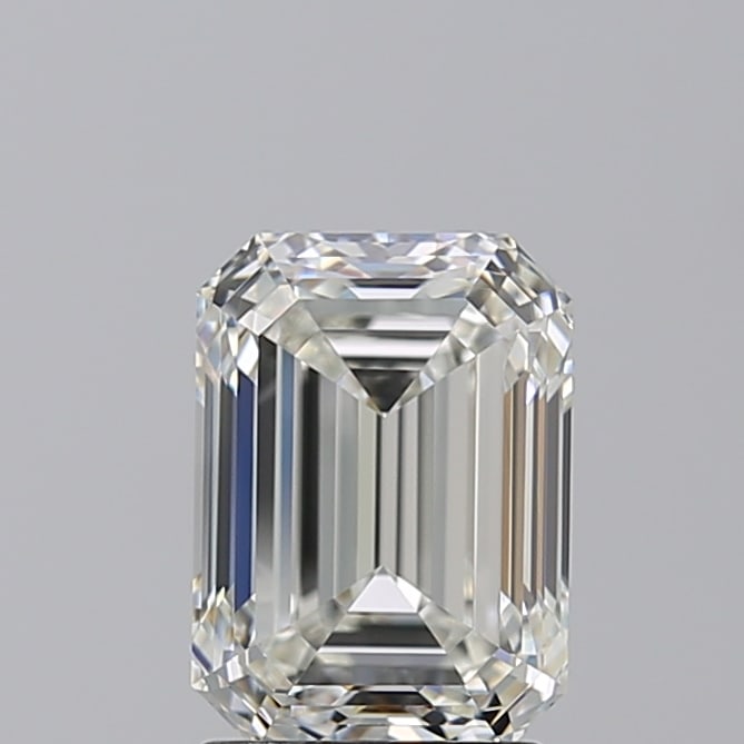 Loose Diamond - EMERALD 2.51ct I VS1: Loose Diamond - EMERALD 2.51ct I VS1 Source: Natural Mined Diamond Shape: EMERALD Carats: 2.51 Color: I Clarity: VS1 Certification: GIA Condition: Pre-Owned PLEASE NOTE: Framed, Large, or heavy items 