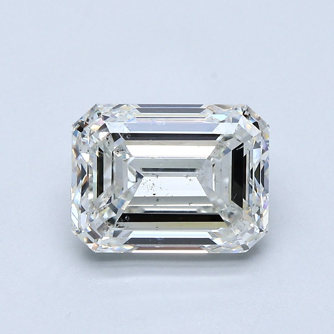 Loose Diamond - EMERALD 3ct I SI2: Loose Diamond - EMERALD 3ct I SI2 Source: Natural Mined Diamond Shape: EMERALD Carats: 3 Color: I Clarity: SI2 Certification: GIA Condition: Pre-Owned PLEASE NOTE: Framed, Large, or heavy items do not