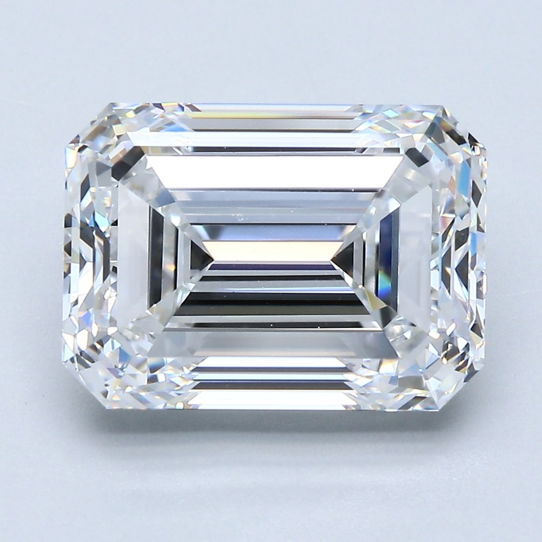 Loose Diamond - EMERALD 6.02ct D VS1: Loose Diamond - EMERALD 6.02ct D VS1 Source: Natural Mined Diamond Shape: EMERALD Carats: 6.02 Color: D Clarity: VS1 Certification: GIA Condition: Pre-Owned PLEASE NOTE: Framed, Large, or heavy items 