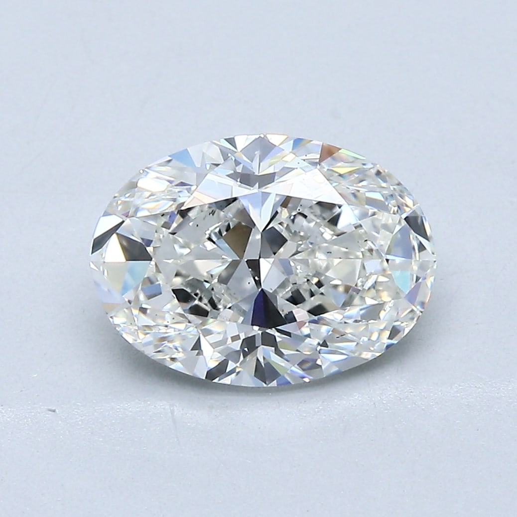 Loose Diamond - OVAL 2.2ct G VS2: Loose Diamond - OVAL 2.2ct G VS2 Source: Natural Mined Diamond Shape: OVAL Carats: 2.2 Color: G Clarity: VS2 Certification: GIA Condition: Pre-Owned PLEASE NOTE: Framed, Large, or heavy items do not h
