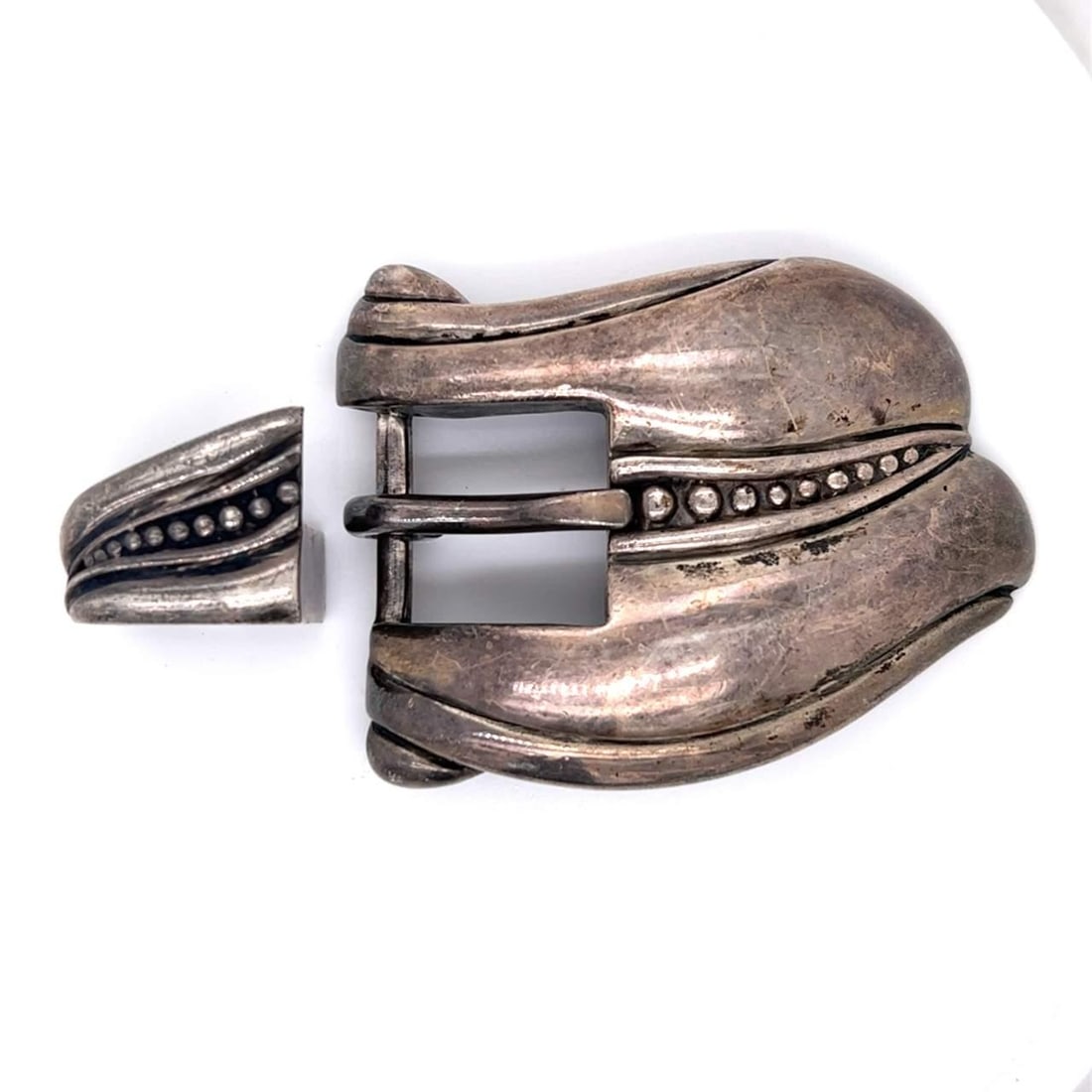 Kieselstein-Cord Sterling Silver Belt Buckle with Belt Tie 2.5 Inches (1 of 4)