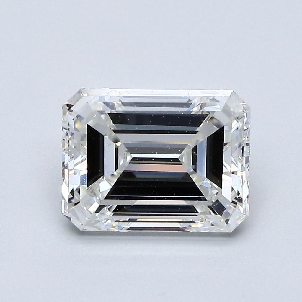 Loose Diamond - EMERALD 2.5ct H VVS2: Loose Diamond - EMERALD 2.5ct H VVS2 Source: Natural Mined Diamond Shape: EMERALD Carats: 2.5 Color: H Clarity: VVS2 Certification: GIA Condition: Pre-Owned PLEASE NOTE: Framed, Large, or heavy items 