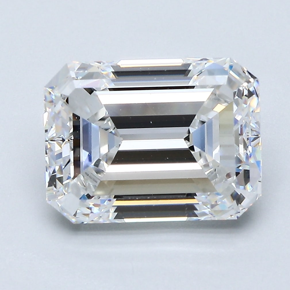 Loose Diamond - EMERALD 4.14ct E VVS2: Loose Diamond - EMERALD 4.14ct E VVS2 Source: Natural Mined Diamond Shape: EMERALD Carats: 4.14 Color: E Clarity: VVS2 Certification: GIA Condition: Pre-Owned PLEASE NOTE: Framed, Large, or heavy item