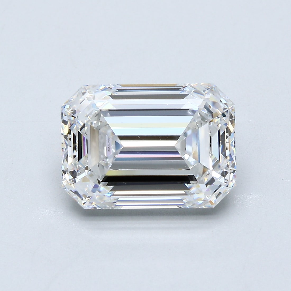 Loose Diamond - EMERALD 6.02ct E VS1: Loose Diamond - EMERALD 6.02ct E VS1 Source: Natural Mined Diamond Shape: EMERALD Carats: 6.02 Color: E Clarity: VS1 Certification: GIA Condition: Pre-Owned PLEASE NOTE: Framed, Large, or heavy items 