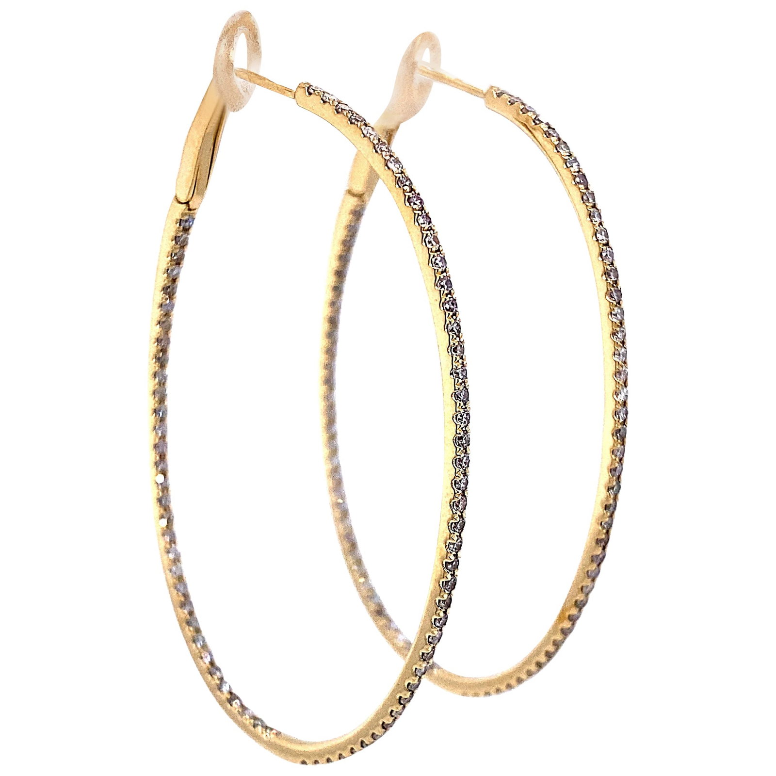 1.08 Carat Round Diamond Hoop Earrings in 14k Yellow Gold: 1.08 Carat Round Diamond Hoop Earrings in 14k Yellow Gold Elevate your style with these exquisite 1.08 Carat Round Diamond Hoop Earrings, expertly crafted from 14k yellow gold. Featuring a stunning co