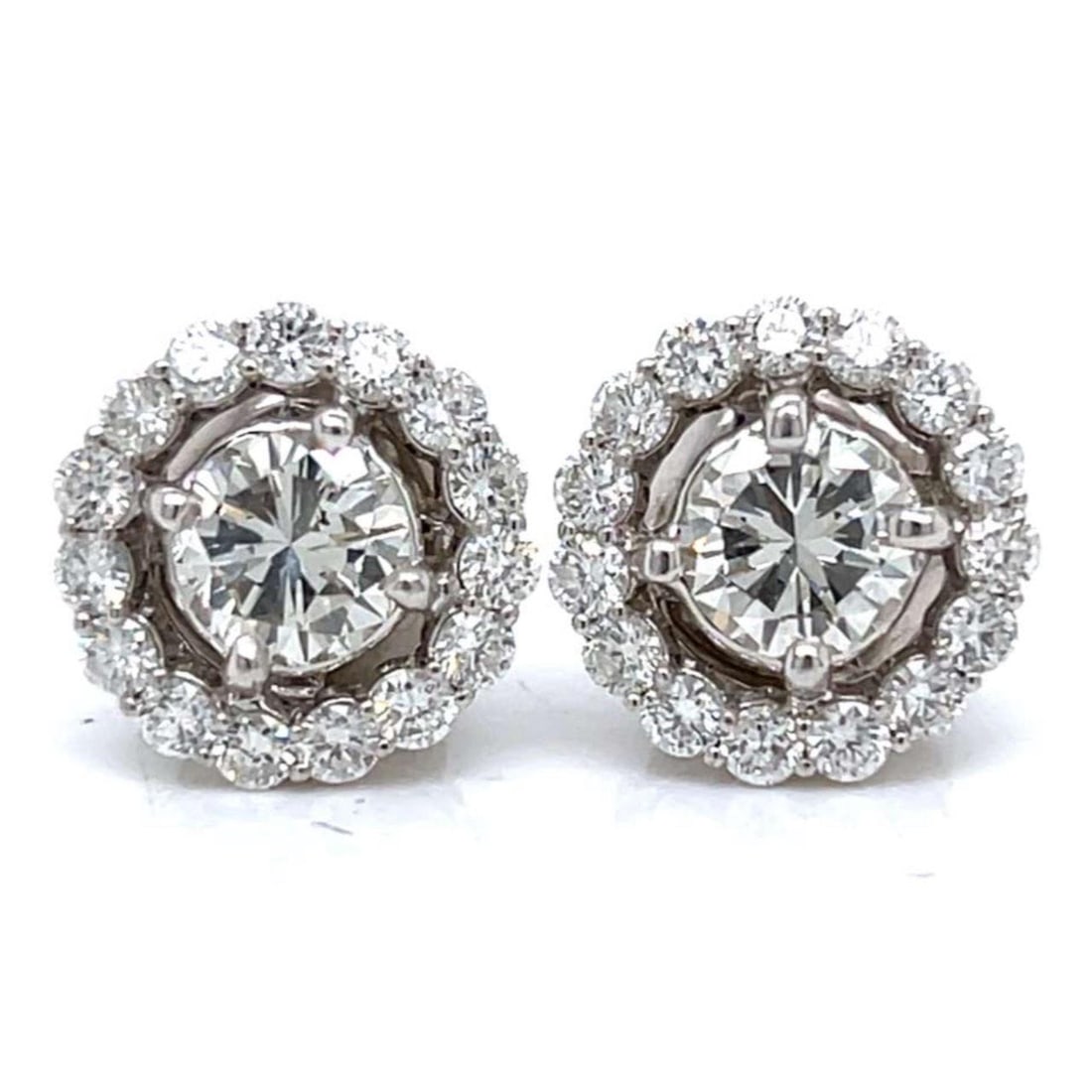 14K White Gold Diamond Earrings 3.70 Ct I-J SI1 G-H VVS-VS: 14K White Gold Diamond Earrings 3.70 Ct I-J SI1 G-H VVS-VS Elevate your elegance with these stunning 14K White Gold Diamond Earrings, featuring a total diamond weight of 3.70 carats. Each earring is a