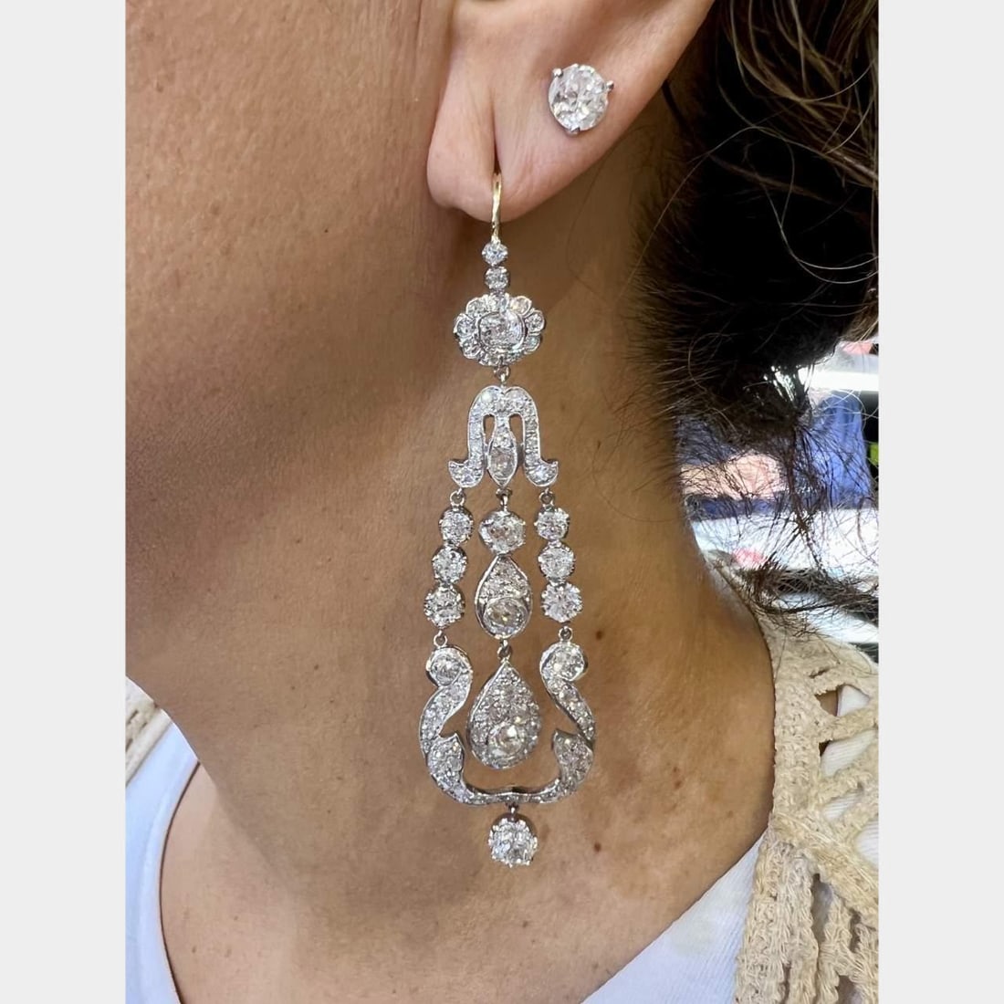 Luxurious Platinum 18K White Gold 13.00 Ct Diamond Earrings: Luxurious Platinum 18K White Gold 13.00 Ct Diamond Earrings These stunning earrings feature a luxurious combination of platinum and 18K white gold. Each earring showcases approximately 13.00 carats of