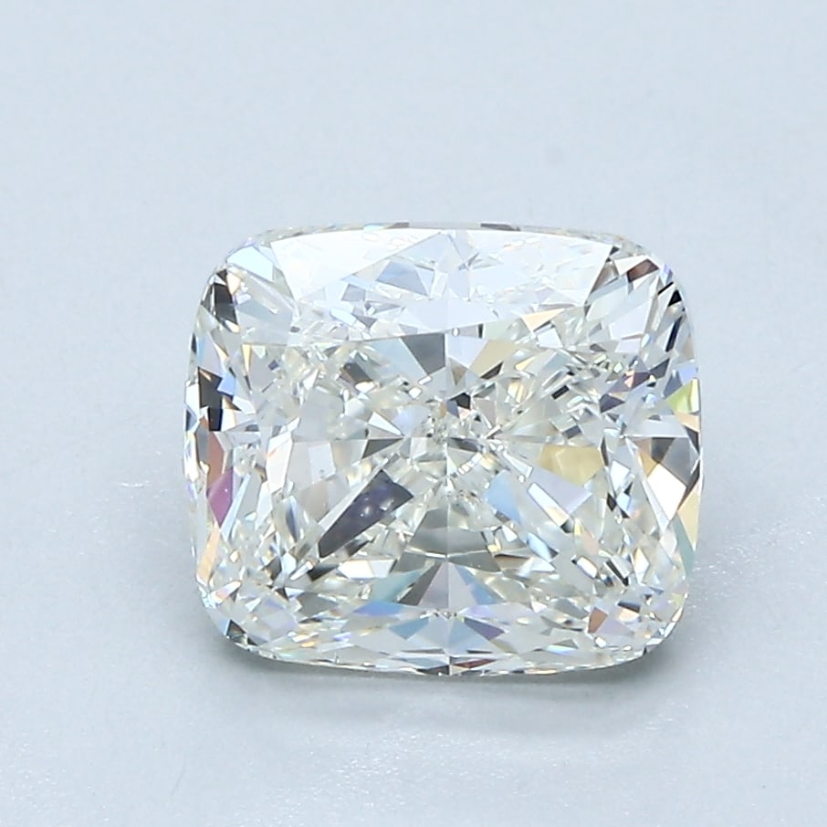 Loose Diamond - CUSHION 2.5ct J VS2: Loose Diamond - CUSHION 2.5ct J VS2 Source: Natural Mined Diamond Shape: CUSHION Carats: 2.5 Color: J Clarity: VS2 Certification: GIA Condition: Pre-Owned PLEASE NOTE: Framed, Large, or heavy items do
