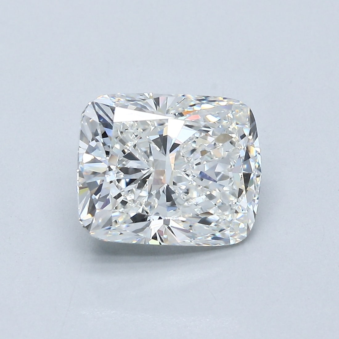 Loose Diamond - CUSHION 2.77ct F VVS1: Loose Diamond - CUSHION 2.77ct F VVS1 Source: Natural Mined Diamond Shape: CUSHION Carats: 2.77 Color: F Clarity: VVS1 Certification: GIA Condition: Pre-Owned PLEASE NOTE: Framed, Large, or heavy item