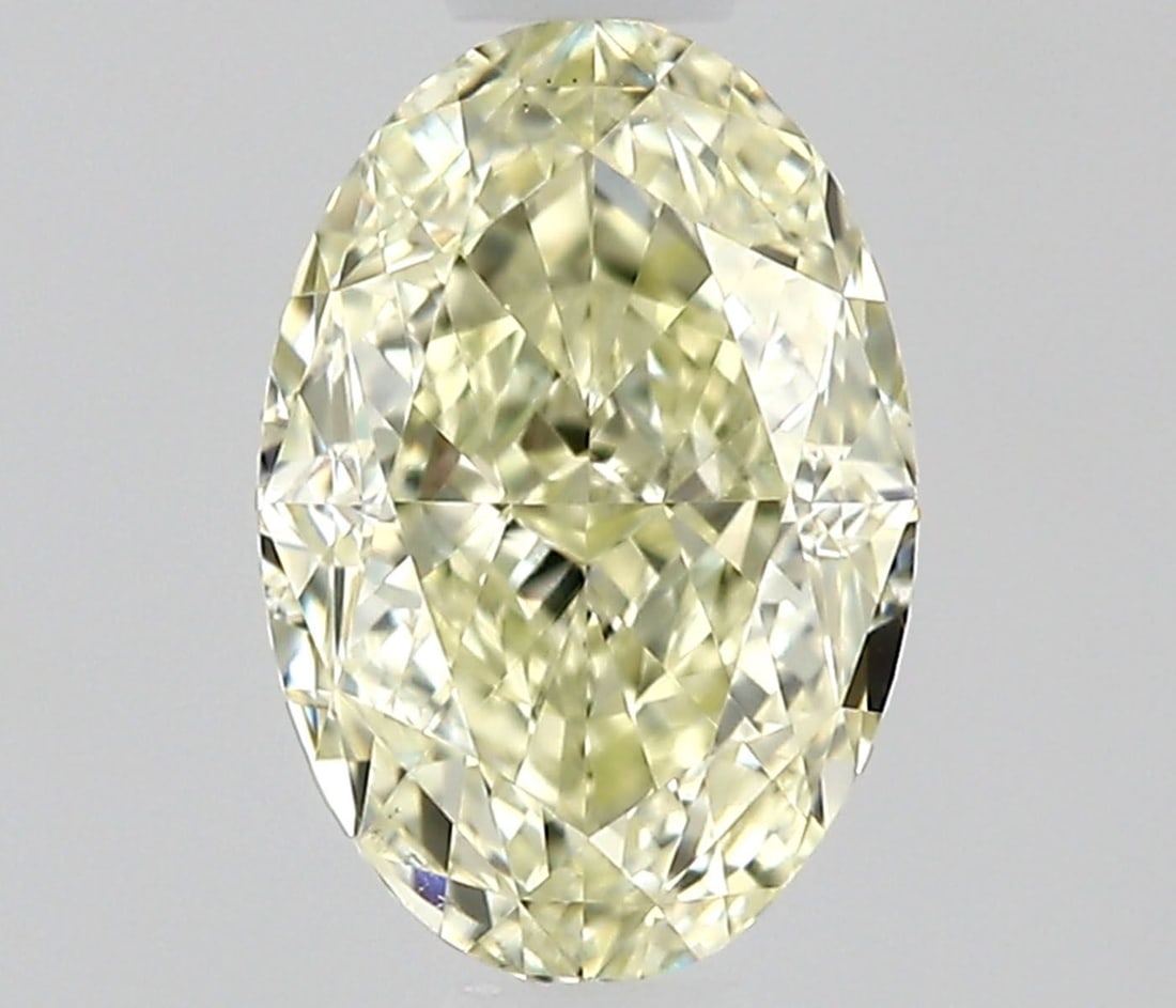 Loose Diamond - OVAL 0.77ct U-V VS2: Loose Diamond - OVAL 0.77ct U-V VS2 Source: Natural Shape: OVAL Carats: 0.77 Color: U-V Certification: GIA Video: