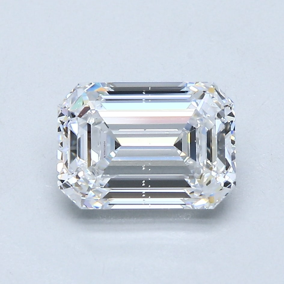 Loose Diamond - EMERALD 2.01ct D SI1: Loose Diamond - EMERALD 2.01ct D SI1 Source: Natural Mined Diamond Shape: EMERALD Carats: 2.01 Color: D Clarity: SI1 Certification: GIA Condition: Pre-Owned PLEASE NOTE: Framed, Large, or heavy items 