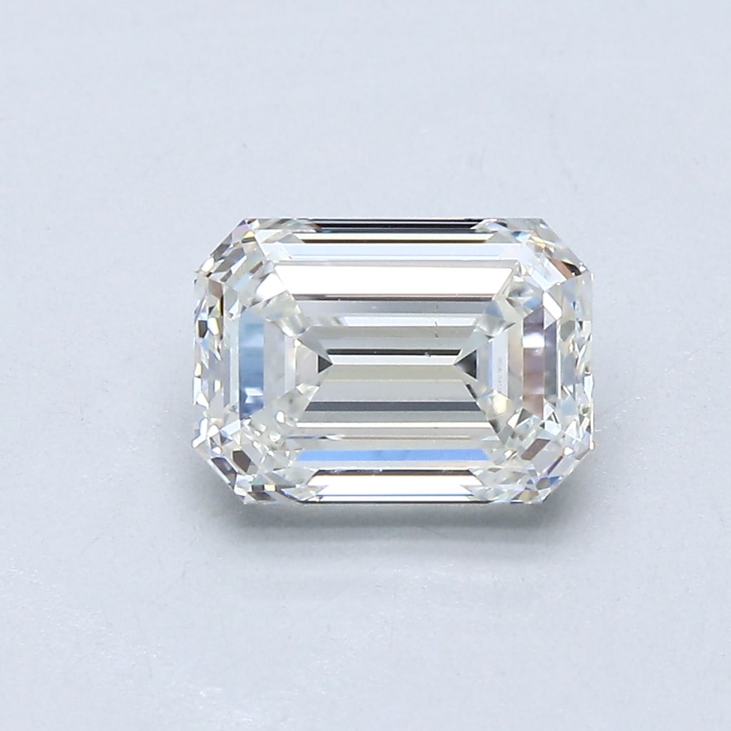 Loose Diamond - EMERALD 1.8ct J VS1: Loose Diamond - EMERALD 1.8ct J VS1 Source: Natural Mined Diamond Shape: EMERALD Carats: 1.8 Color: J Clarity: VS1 Certification: GIA Condition: Pre-Owned PLEASE NOTE: Framed, Large, or heavy items do