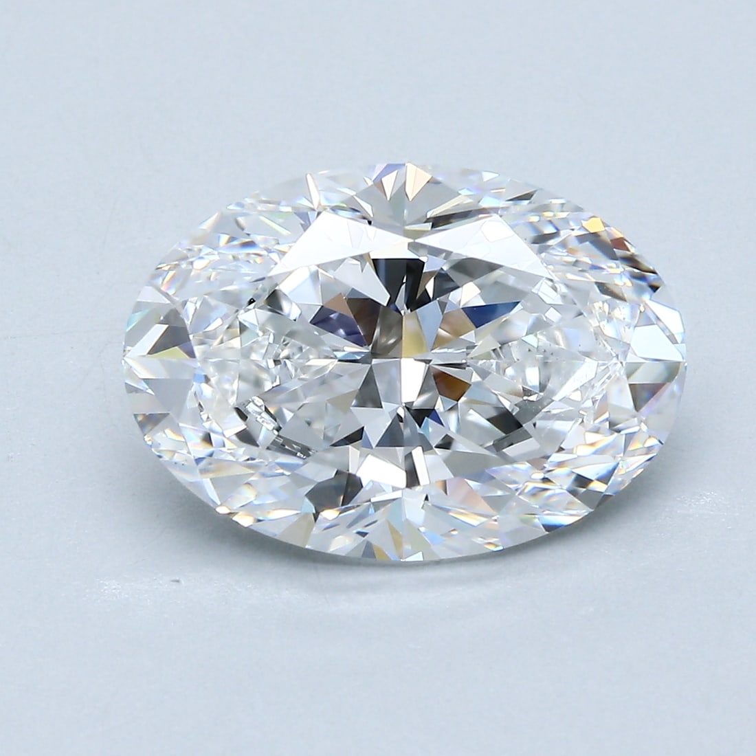 Loose Diamond - OVAL 5.07ct D VS2: Loose Diamond - OVAL 5.07ct D VS2 Source: Natural Mined Diamond Shape: OVAL Carats: 5.07 Color: D Clarity: VS2 Certification: GIA Condition: Pre-Owned PLEASE NOTE: Framed, Large, or heavy items do not
