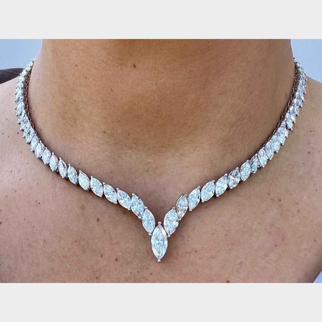 Platinum 36.41 Ct Graduated Diamond Necklace 94 Marquise Diamonds E-G Color VS1-SI2: Platinum 36.41 Ct Graduated Diamond Necklace 94 Marquise Diamonds E-G Color VS1-SI2 This exquisite graduated diamond necklace is crafted in platinum and features a stunning arrangement of 94 marquise 