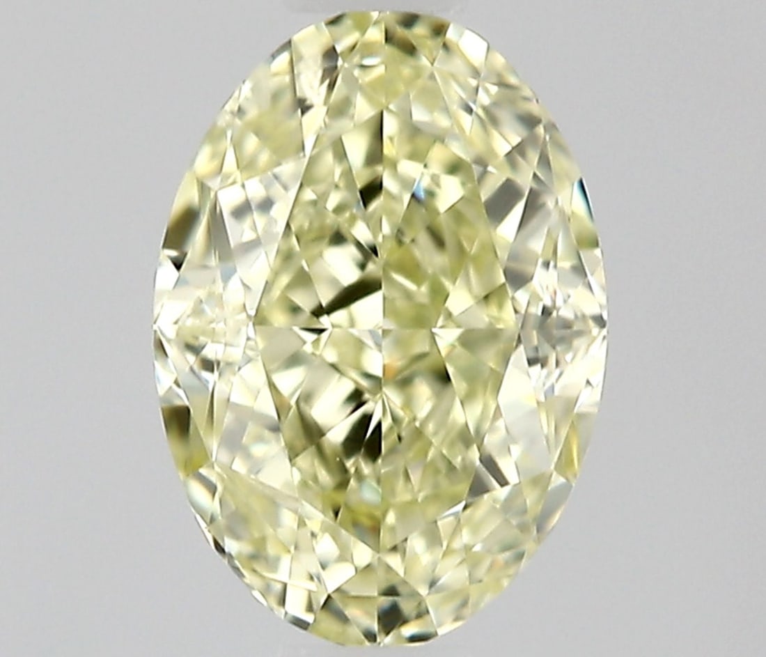 Loose Diamond - OVAL 0.7ct W-X VS1: Loose Diamond - OVAL 0.7ct W-X VS1 Source: Natural Shape: OVAL Carats: 0.7 Color: W-X Certification: GIA PLEASE NOTE: Framed, Large, or heavy items do not have shipping costs included. The exact shipp