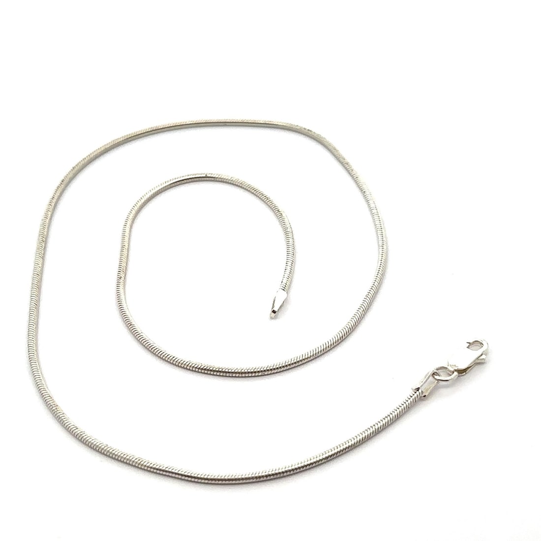 Unisex Italian 1.56mm Sterling Silver Snake Link 16 Inch Necklace: Unisex Italian 1.56mm Sterling Silver Snake Link 16 Inch Necklace This exquisite Unisex Italian Sterling Silver 1.56mm Snake Link Chain Necklace is a versatile accessory perfect for any occasion. Craf