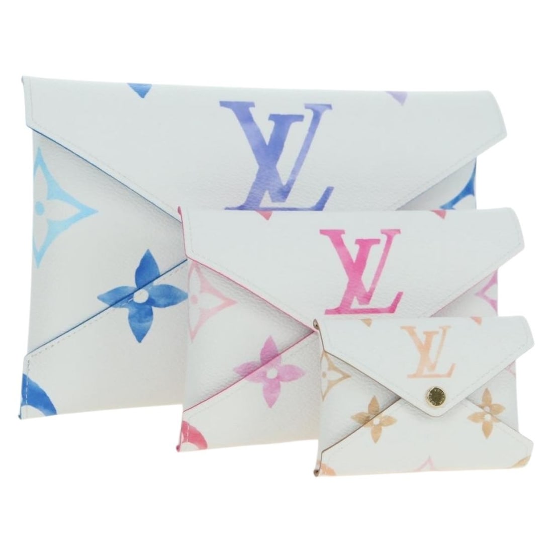 Louis Vuitton Monogram Canvas White Clutch Bag M82387 with Dust Bag and Box: Louis Vuitton Monogram Canvas White Clutch Bag M82387 with Dust Bag and Box This Louis Vuitton Visor Pool Pouch Pochette Kirigami clutch bag features the brand's signature Monogram Canvas in a white c