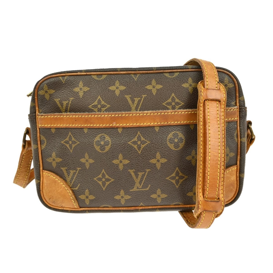 Louis Vuitton Monogram Trocadero 24 Brown Leather Crossbody Shoulder Bag: Louis Vuitton Monogram Trocadero 24 Brown Leather Crossbody Shoulder Bag This is a vintage Louis Vuitton Trocadero 24 shoulder bag crafted in brown leather with the classic Monogram pattern. The bag f