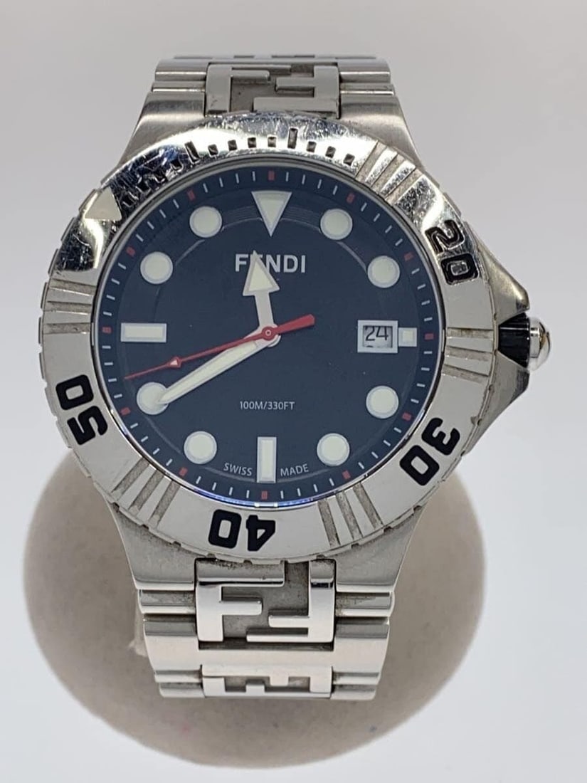 FENDI Nautico Stainless Steel Swiss Men's Wristwatch: FENDI Nautico Stainless Steel Swiss Men's Wristwatch This FENDI Nautico F108100101 men's wristwatch features a stainless steel case and band in a silver color. Designed for men, this Swiss-made timepi
