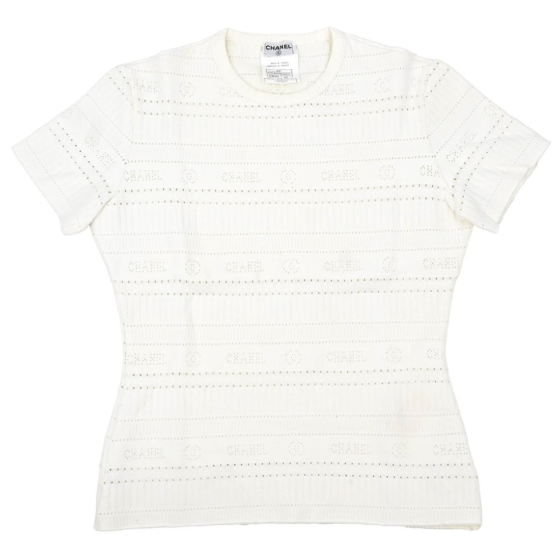 Chanel White Nylon Spandex Short Sleeve Vintage Top Size 42: Chanel White Nylon Spandex Short Sleeve Vintage Top Size 42 This vintage Chanel short sleeve top features a round neckline and a regular fit, crafted from a blend of 92.5% nylon and 7.5% spandex for a