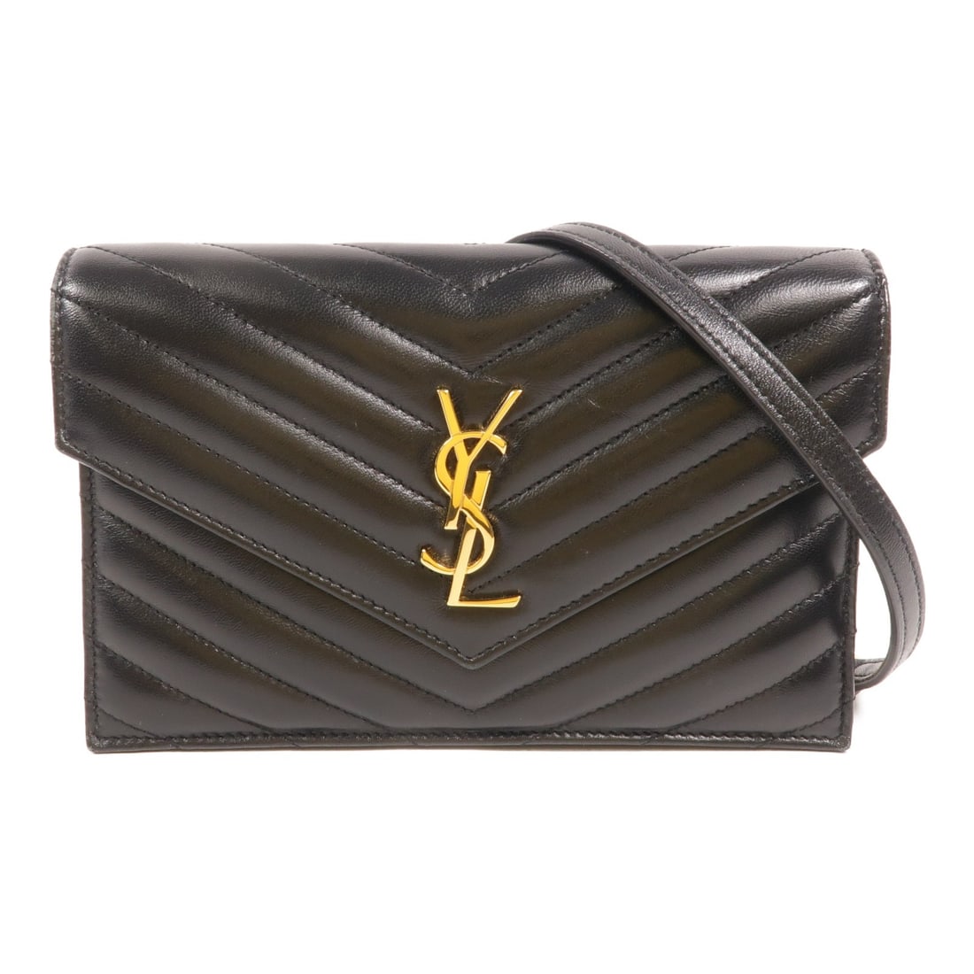 Saint Laurent Cassandre lambskin shoulder bag GHW black: Saint Laurent Cassandre lambskin shoulder bag GHW black This Saint Laurent Cassandre chain shoulder bag features luxurious black lambskin leather and a compact design. The bag is crafted in Italy and 