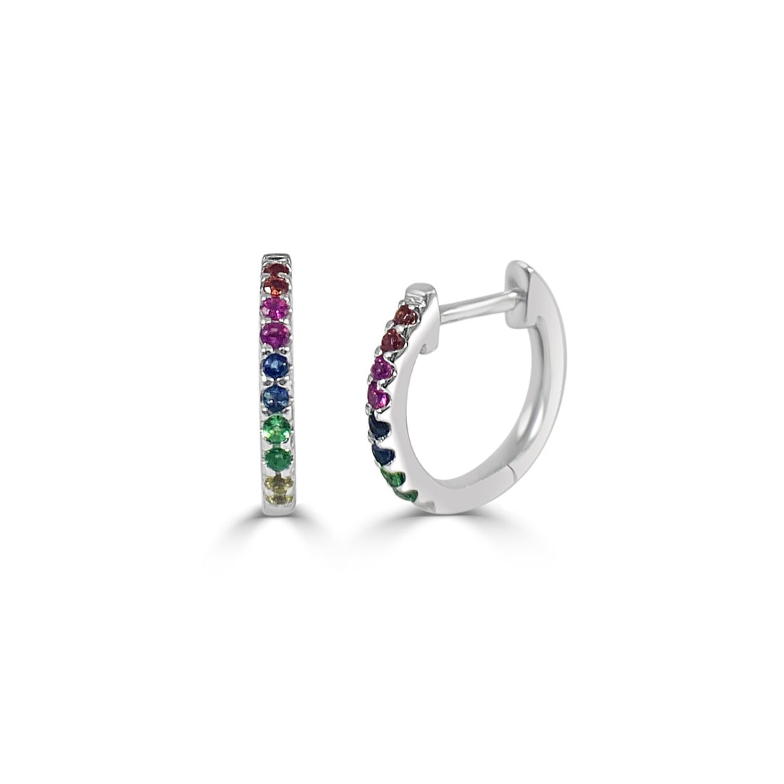 Sabrina Designs 14k White Gold Huggie Earrings with 20 Diamonds: Sabrina Designs 14k White Gold Huggie Earrings with 20 Diamonds These exquisite 14k White Gold Huggie Earrings feature a beautiful arrangement of 20 white diamonds, totaling 0.18 carats. The round sha