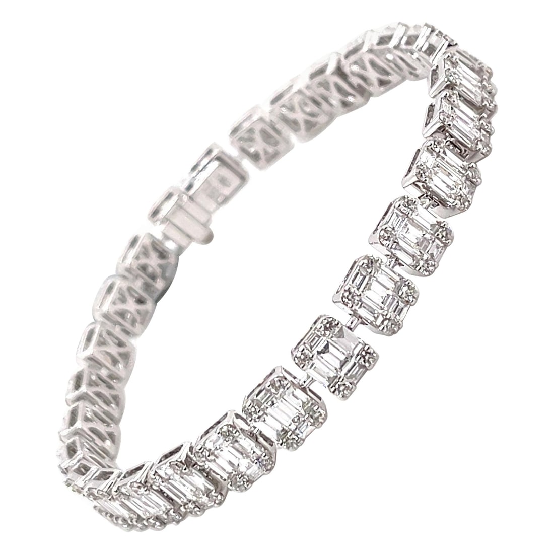 Harbor Diamonds 18K White Gold Emerald Cut Diamond Bracelet 2021: Harbor Diamonds 18K White Gold Emerald Cut Diamond Bracelet 2021 This stunning Emerald Cut Diamond Illusion Cluster Bracelet is crafted from luxurious 18k white gold, featuring a contemporary design t