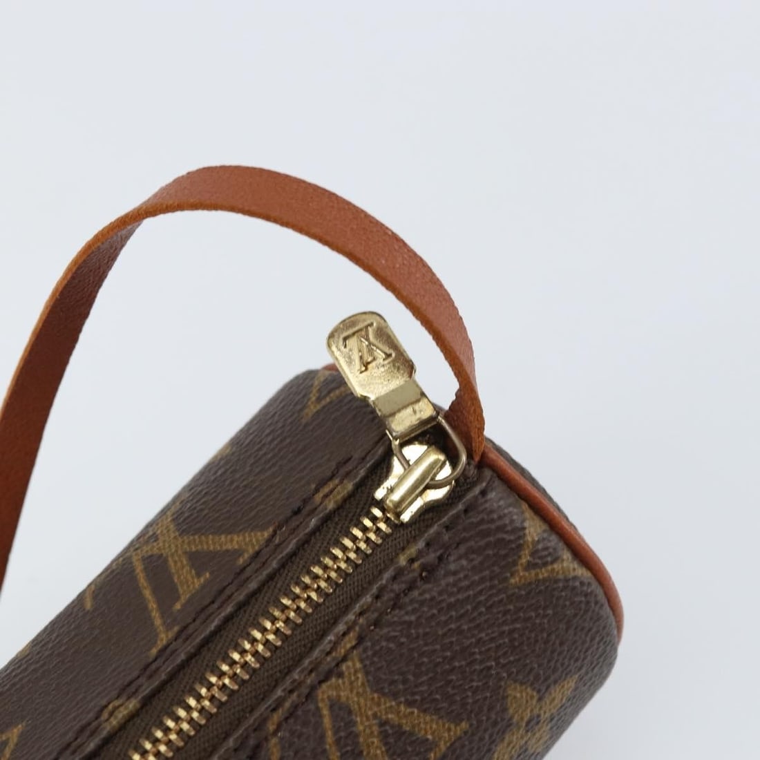 Papillon Pochette Canvas Pouch by Louis Vuitton Monogram Pattern - 15