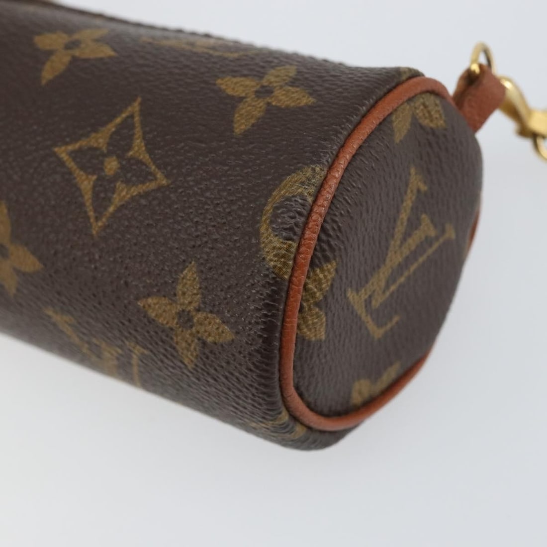 Papillon Pochette Canvas Pouch by Louis Vuitton Monogram Pattern - 7