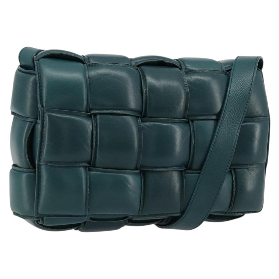 Bottega Veneta Green Leather Padded Cassette Shoulder Bag: Bottega Veneta Green Leather Padded Cassette Shoulder Bag This Bottega Veneta Maxi Intrecciato Padded Cassette Bag is crafted from green leather and features the signature woven design. Designed as a 