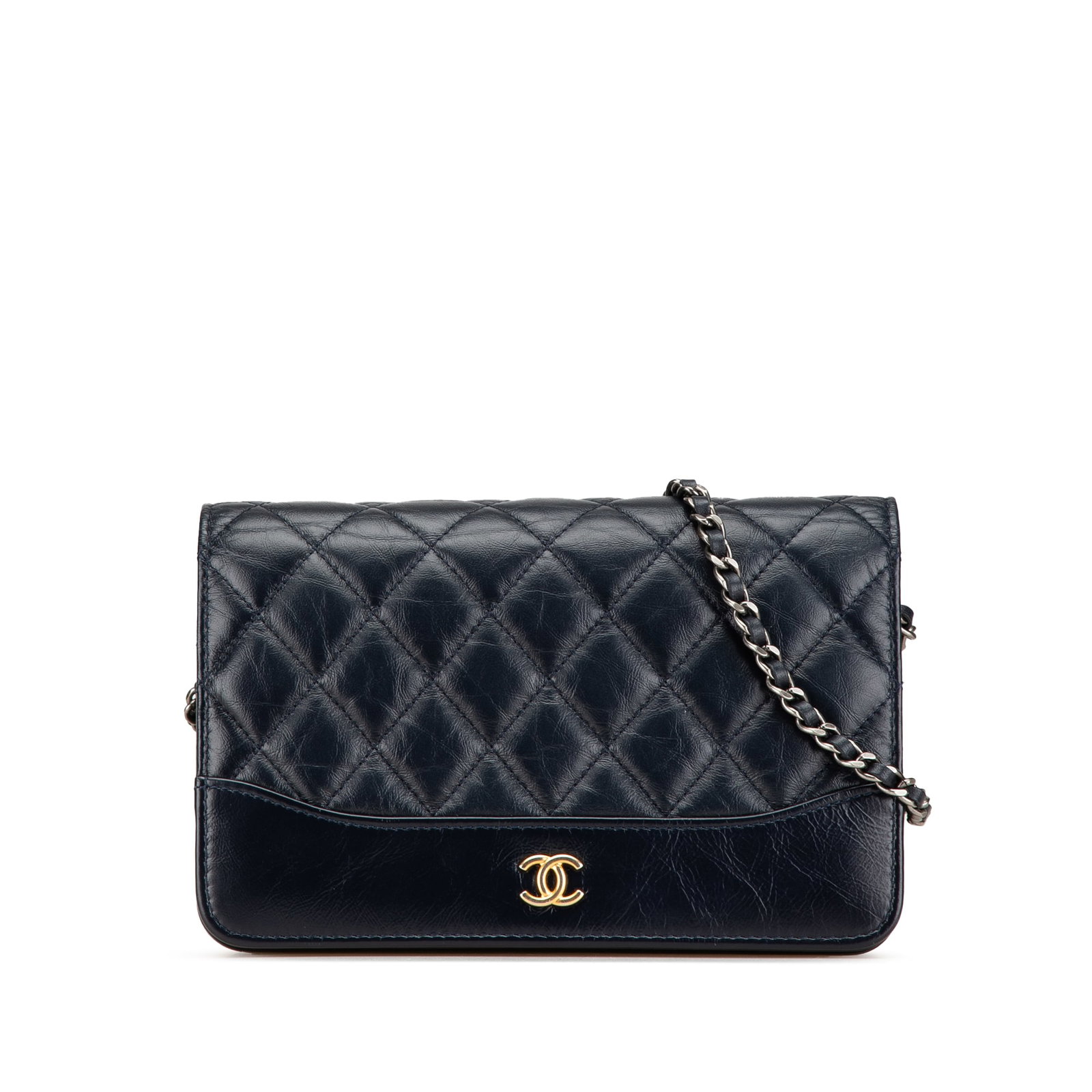 Chanel Black Quilted Aged Calfskin Gabrielle Wallet On Chain: Chanel Black Quilted Aged Calfskin Gabrielle Wallet On Chain The Chanel Quilted Aged Calfskin Gabrielle Wallet On Chain is a luxurious accessory crafted from high-quality quilted calfskin leather in a