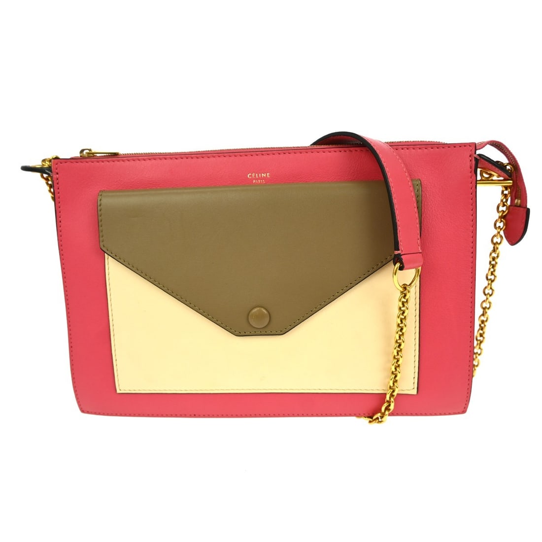 Celine Macadam Tricolore Leather Pink Chain Shoulder Bag S.CU.1164: Celine Macadam Tricolore Leather Pink Chain Shoulder Bag S.CU.1164 Elevate your casual outings with the Celine Tricolore Chain Shoulder Bag. This stylish medium-sized shoulder bag features a chic Maca